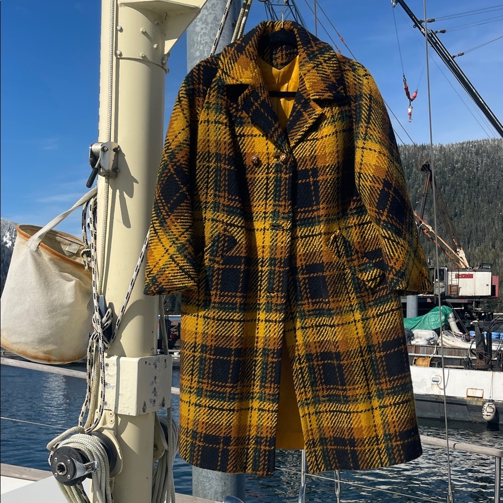 VINTAGE mustard plaid coat. (Size 10?)